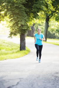 GI556439545 TF-GW1507 woman running